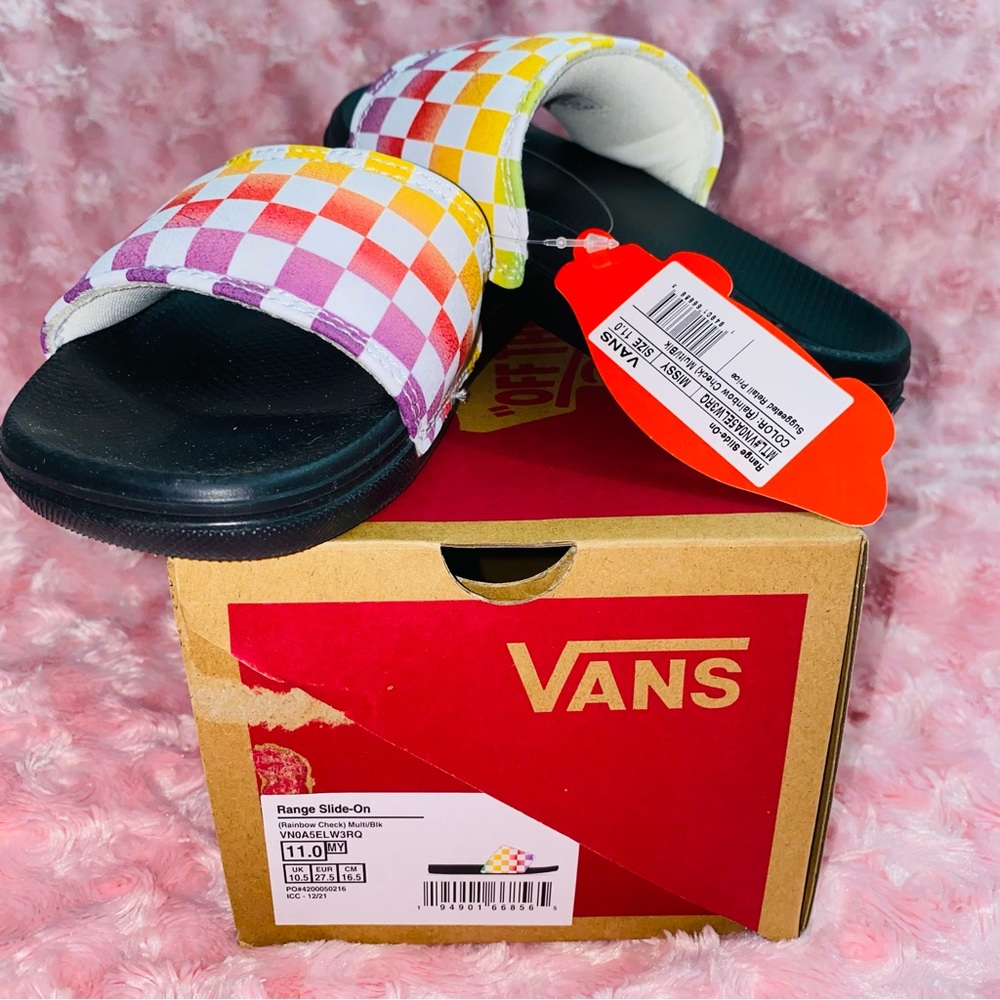 BRAND NEW VANS RANGE SLIDE-ON - Picture 3 of 5